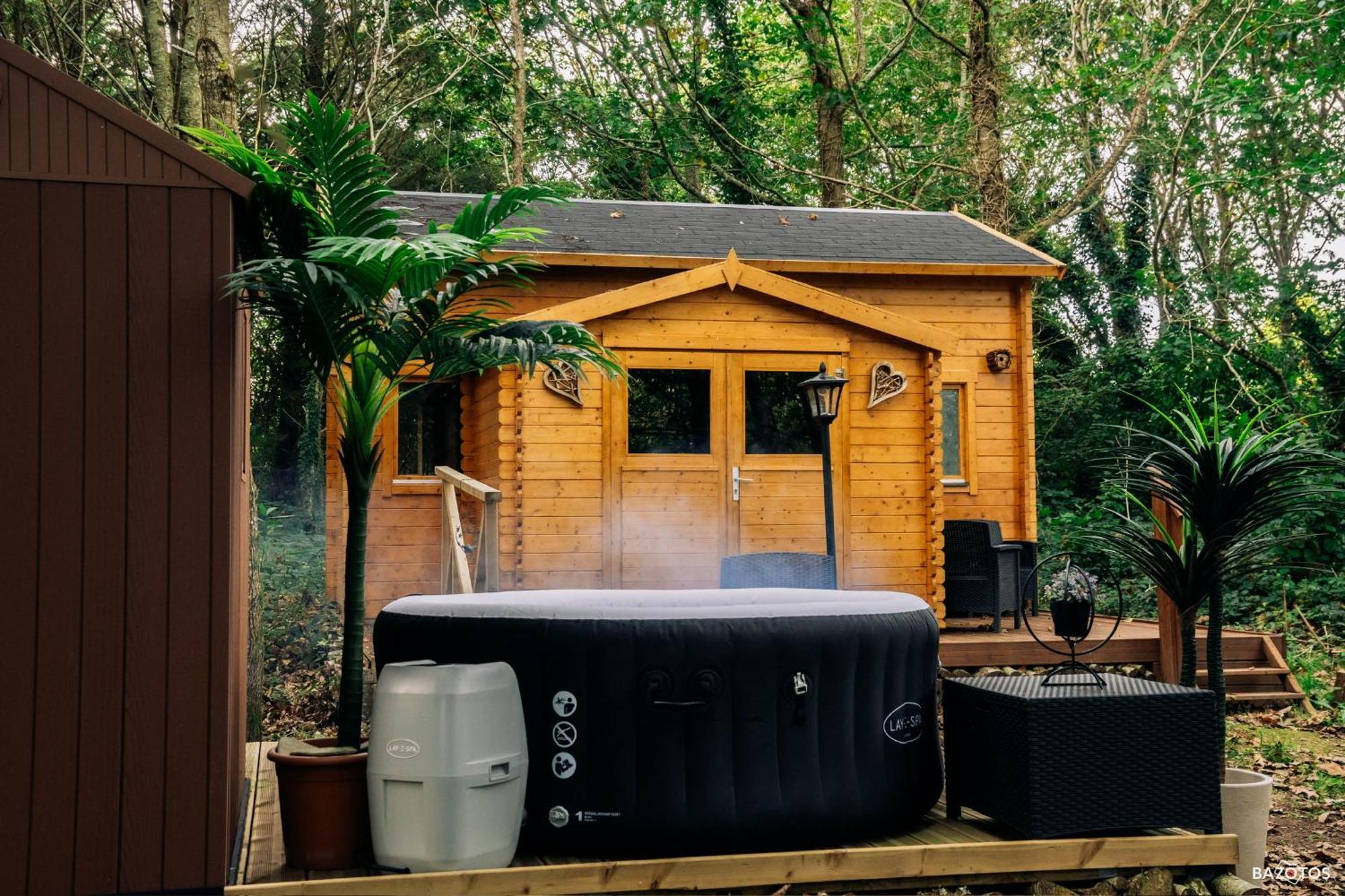 Cabane Insolite Avec Escape Game Saint-Évarzec Exterior foto